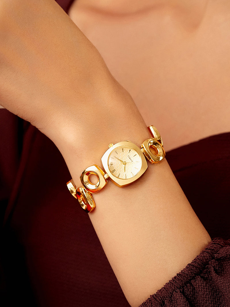 The Classic Circle Watch - Ivory Gold