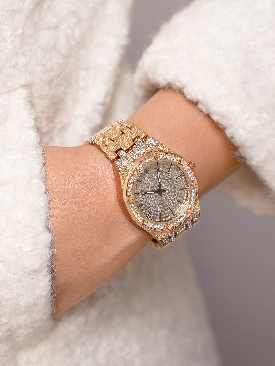 The Vérazzi Cushion Watch