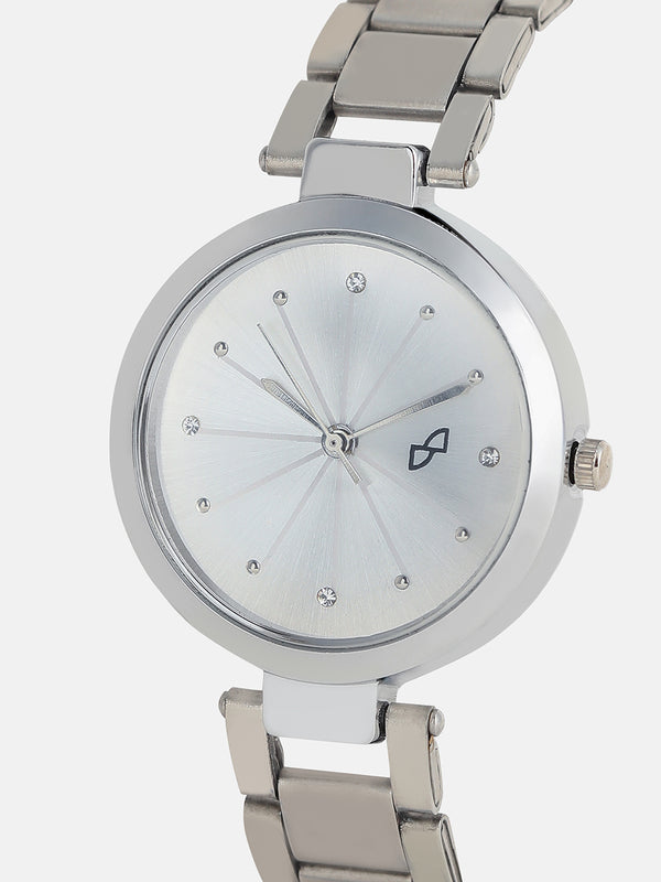 The Jour Round Watch - Metallic Silver