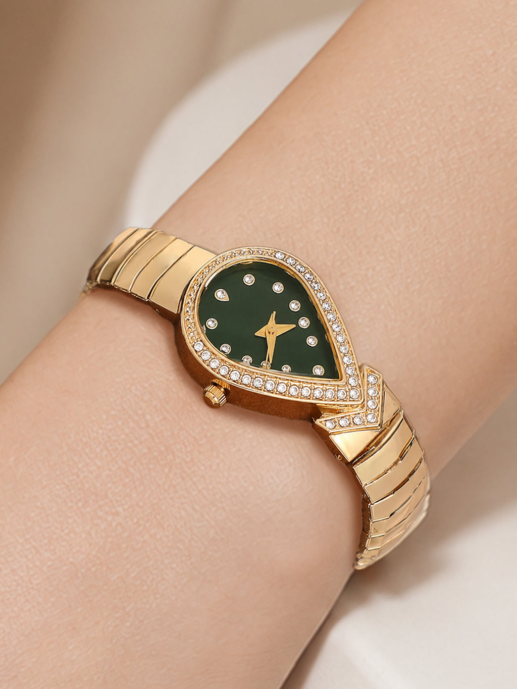 The Eclipse Chain Watch - Gold