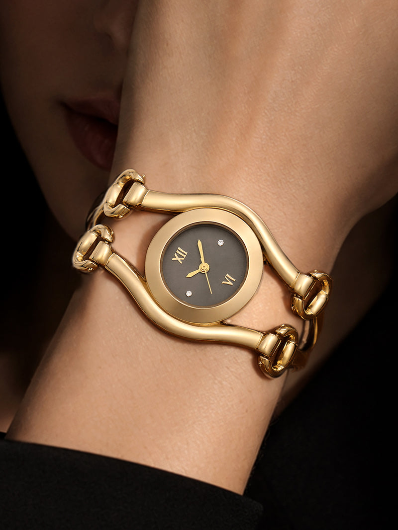 The Eclipse Oval Watch - Gold
