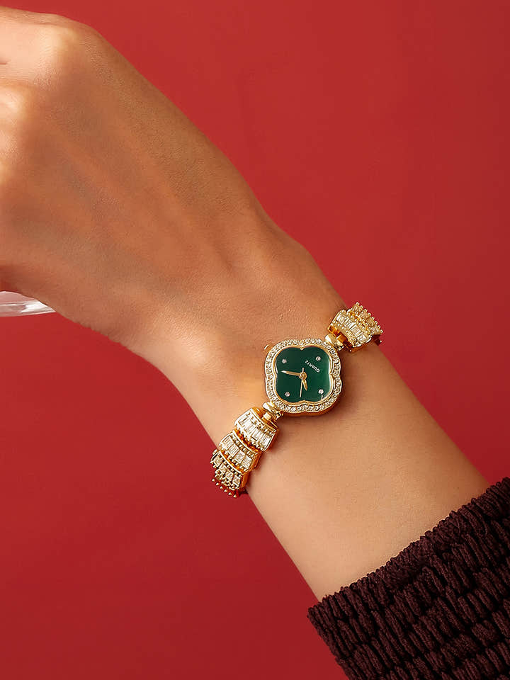 The Emerald Crystal Bracelet Watch - Gold