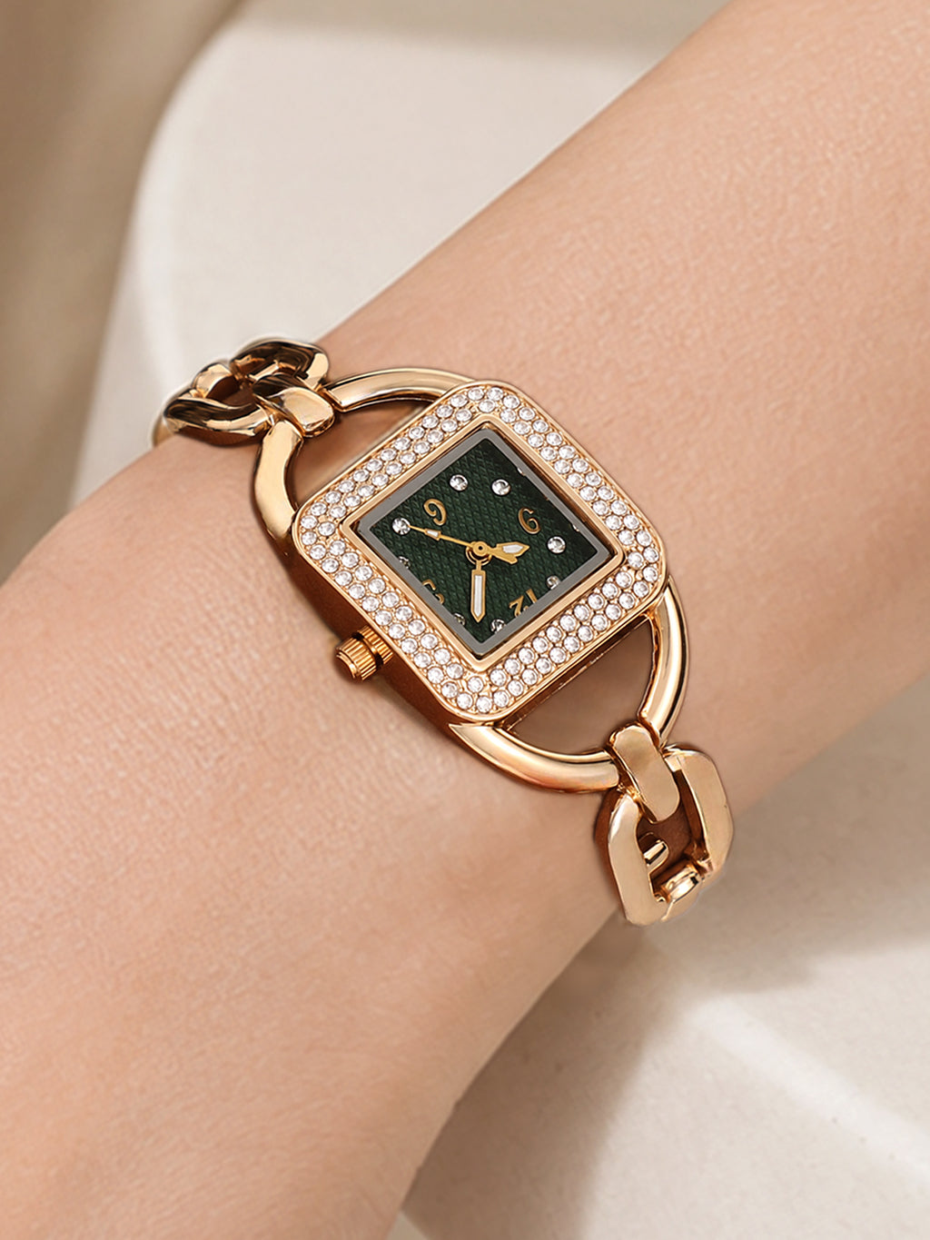 The Crystal Edge Watch - Gold
