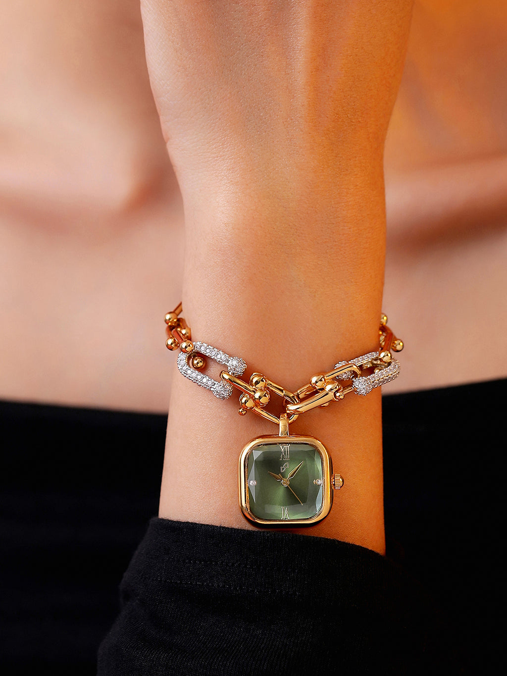 The Noir Rectangle Watch - Gold