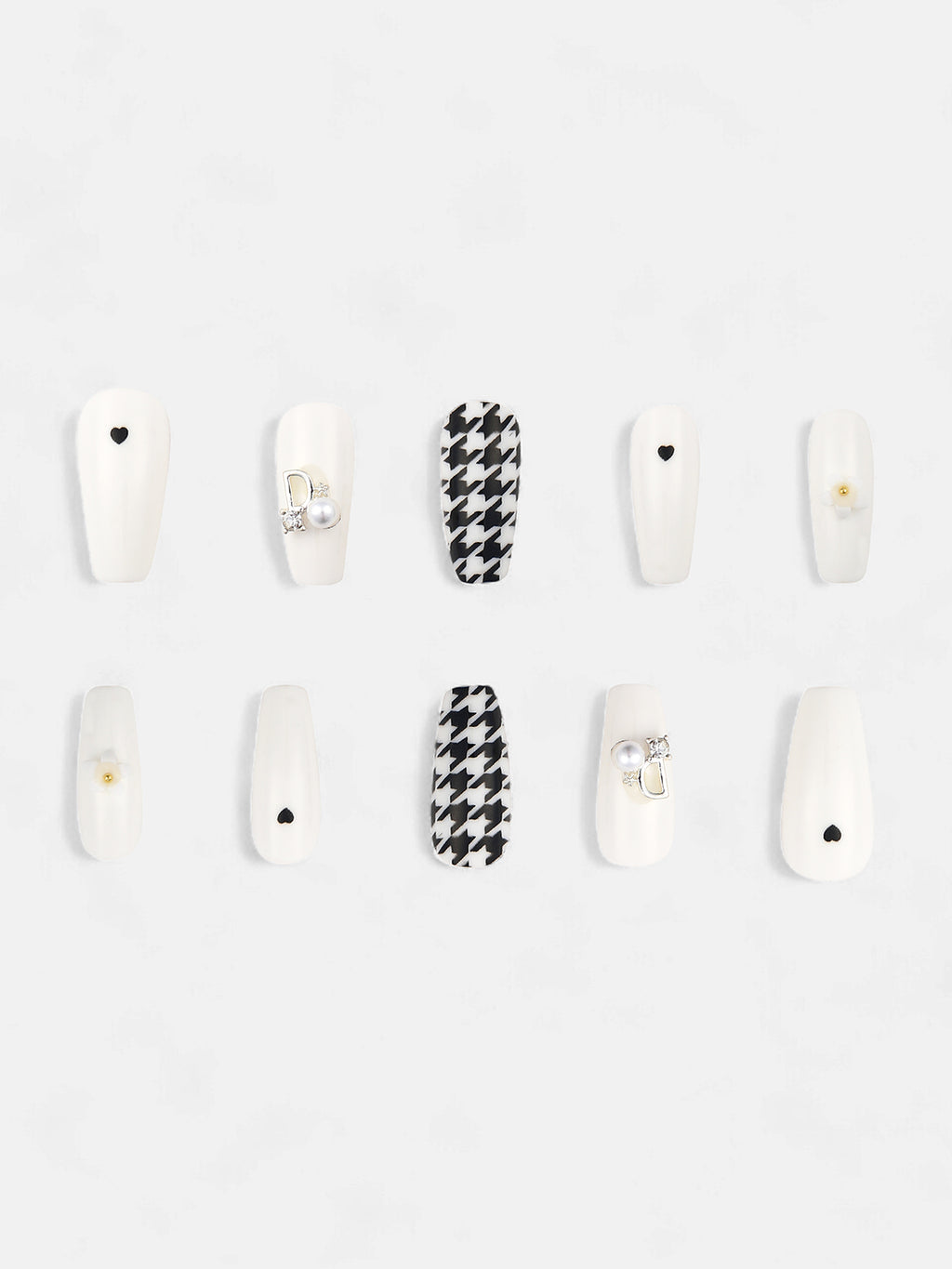 The Houndstooth Cuore Press-On Nails - Chalk White:Onyx Black