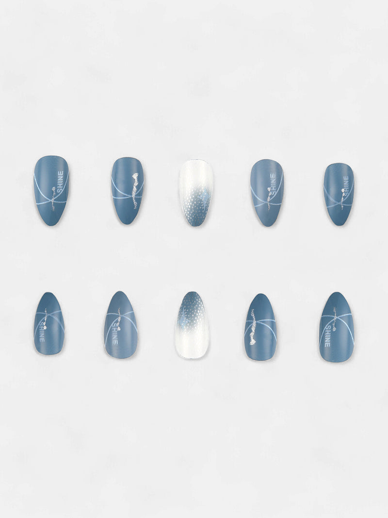 The Cluster Press-On Nails - Icy Blue
