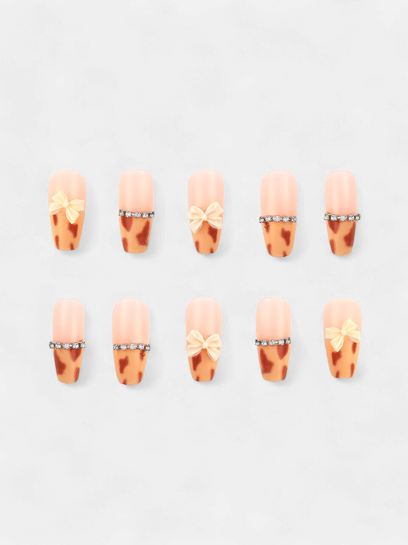 The Cottagecore Press-On Nails - Buff Beige:Ash Brown