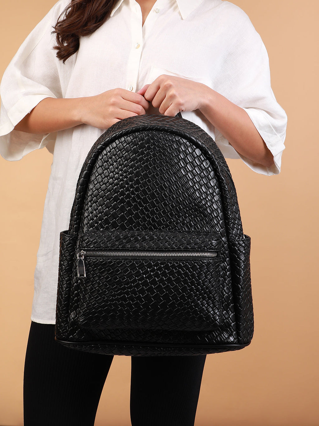 The Weave Curve Backpack - Onyx Black