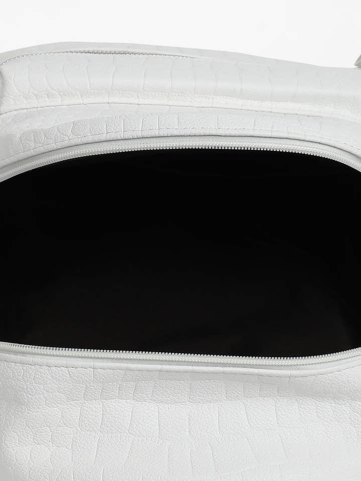 The Scale Curve Backpack - Daisy White