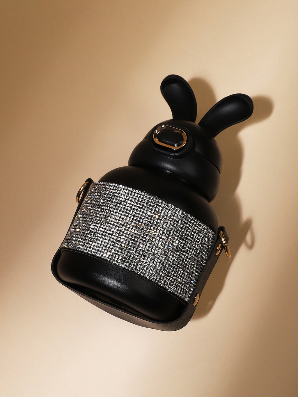 The Disco Rabbit Crossbody Sipper (580 Ml) - Onyx Black