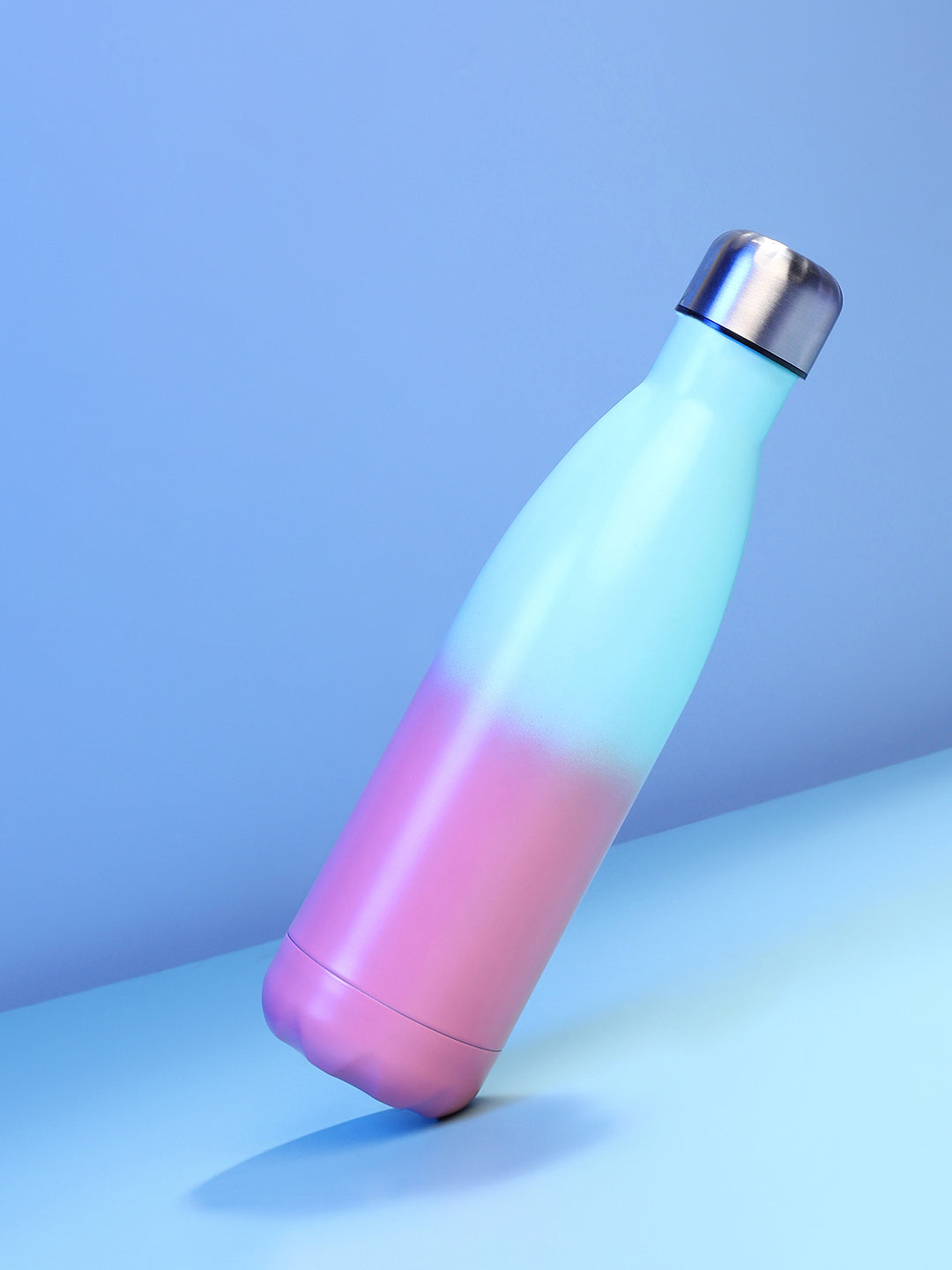 The Ombre Daily Hydration Flask (500 Ml) - Powder Blue & Rouge Pink