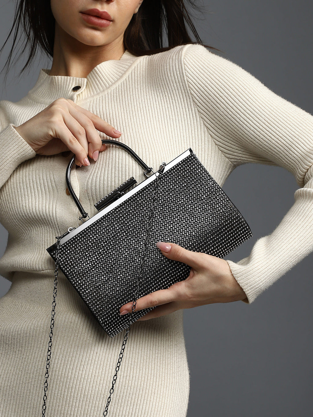 Bedazzling Beauty Clutch