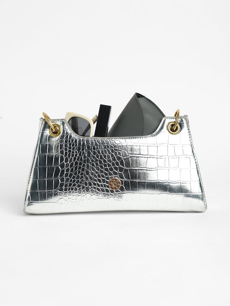 The Scale Buckle Shoulder Bag