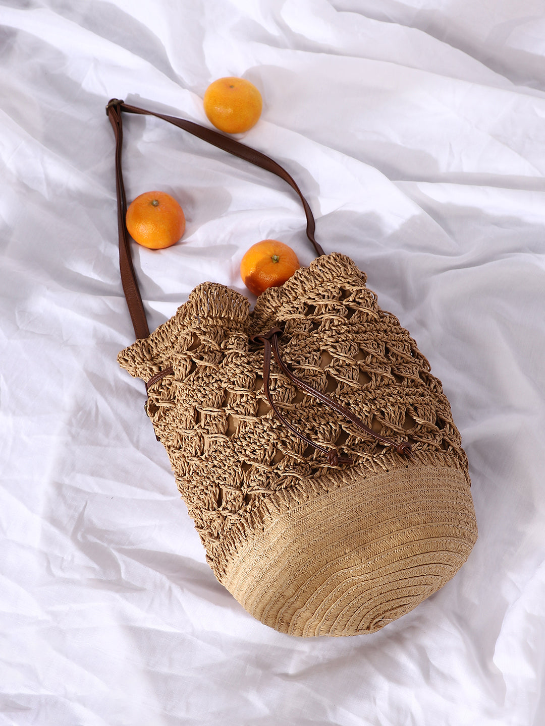 The Straw Bucket Bag - Beige