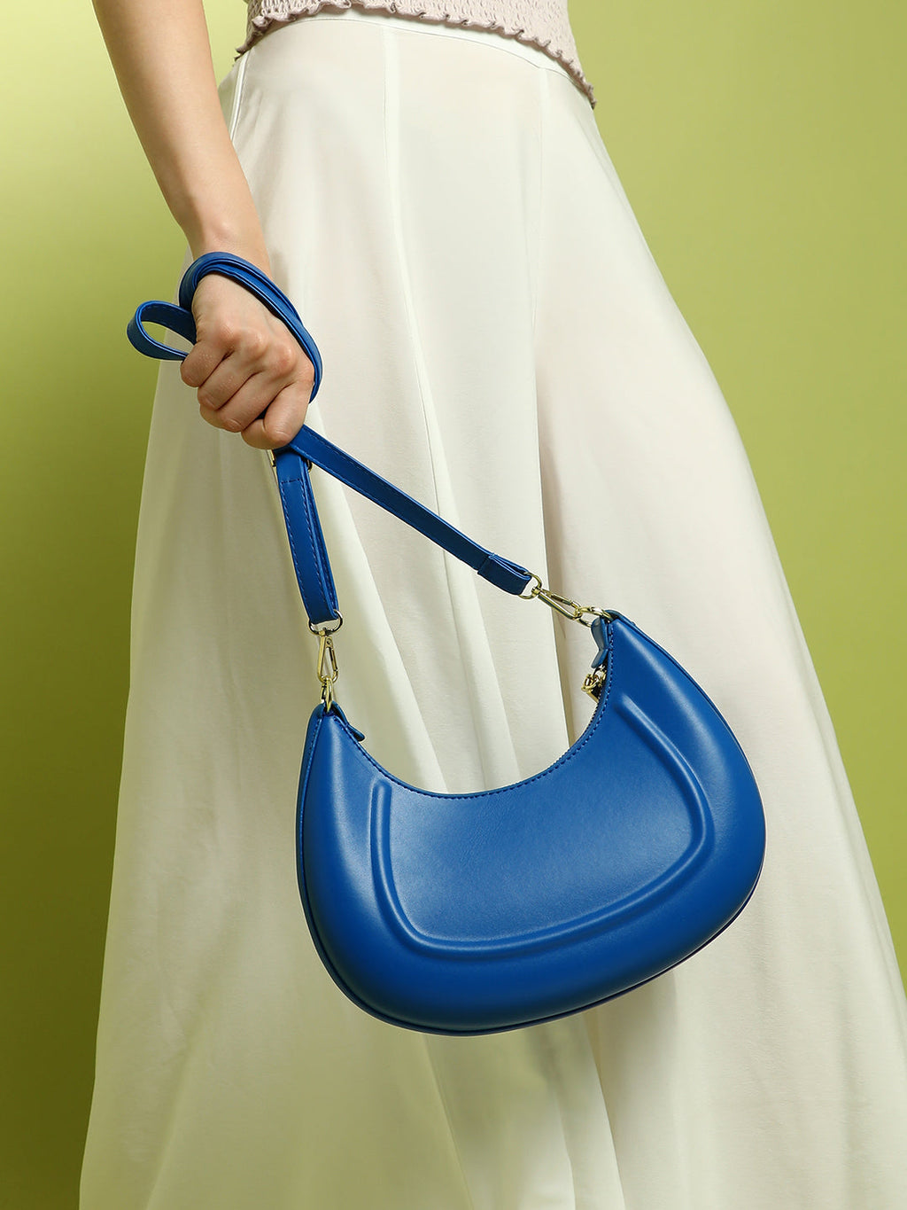 The Curve Hand Bag With Pouch - Royal Blue