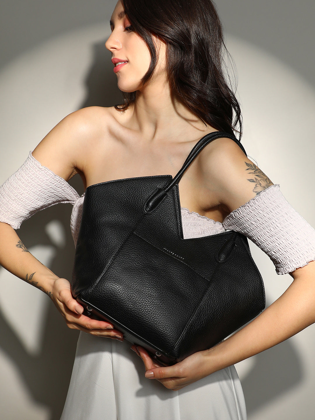 The Pike Tote Bag - Midnight Black