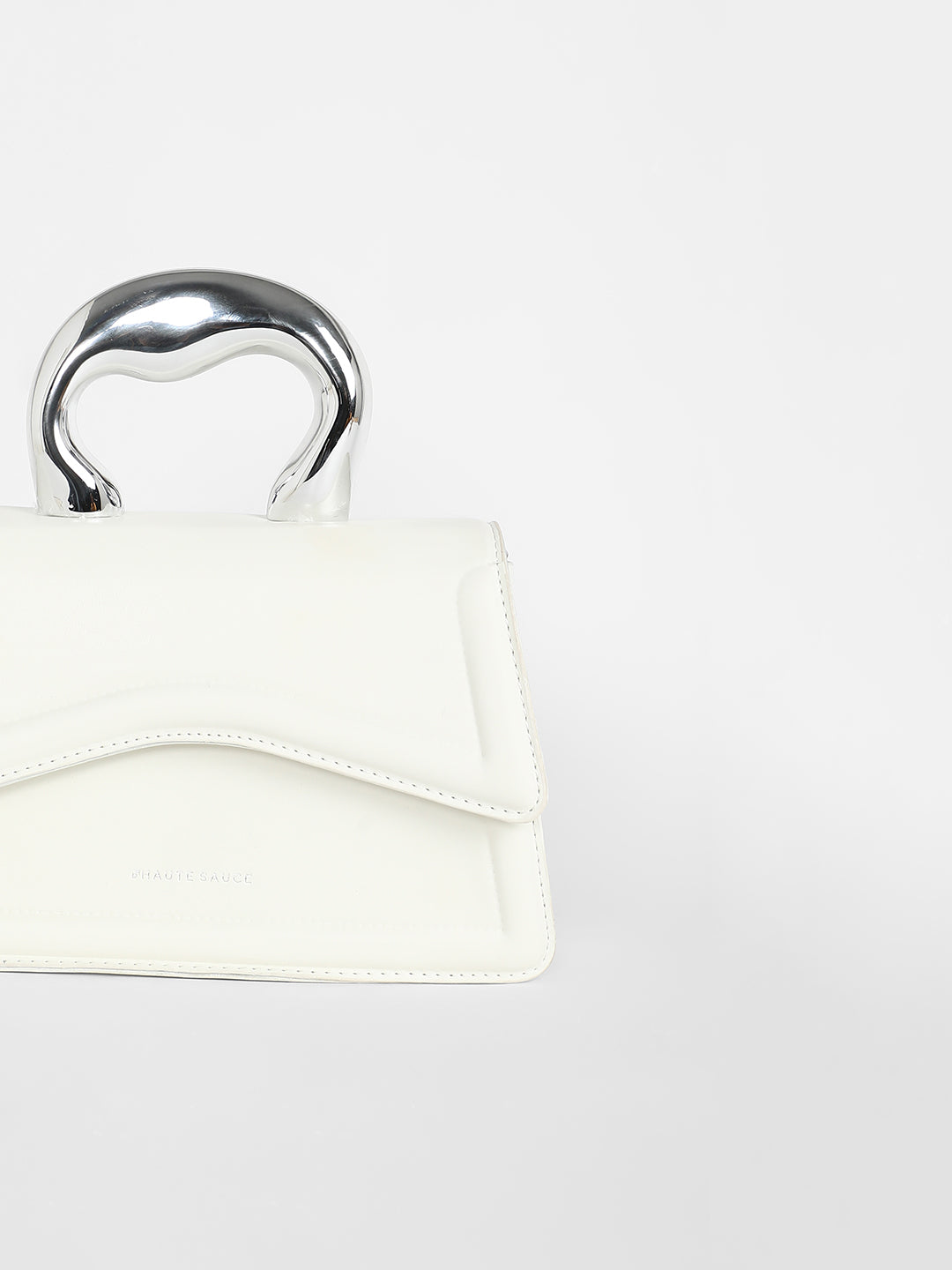 The Caldera Gloss Hand Bag - Chalk White