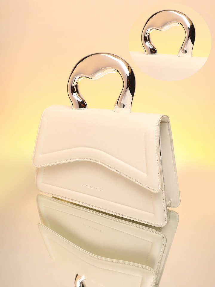 The Caldera Gloss Hand Bag - Chalk White