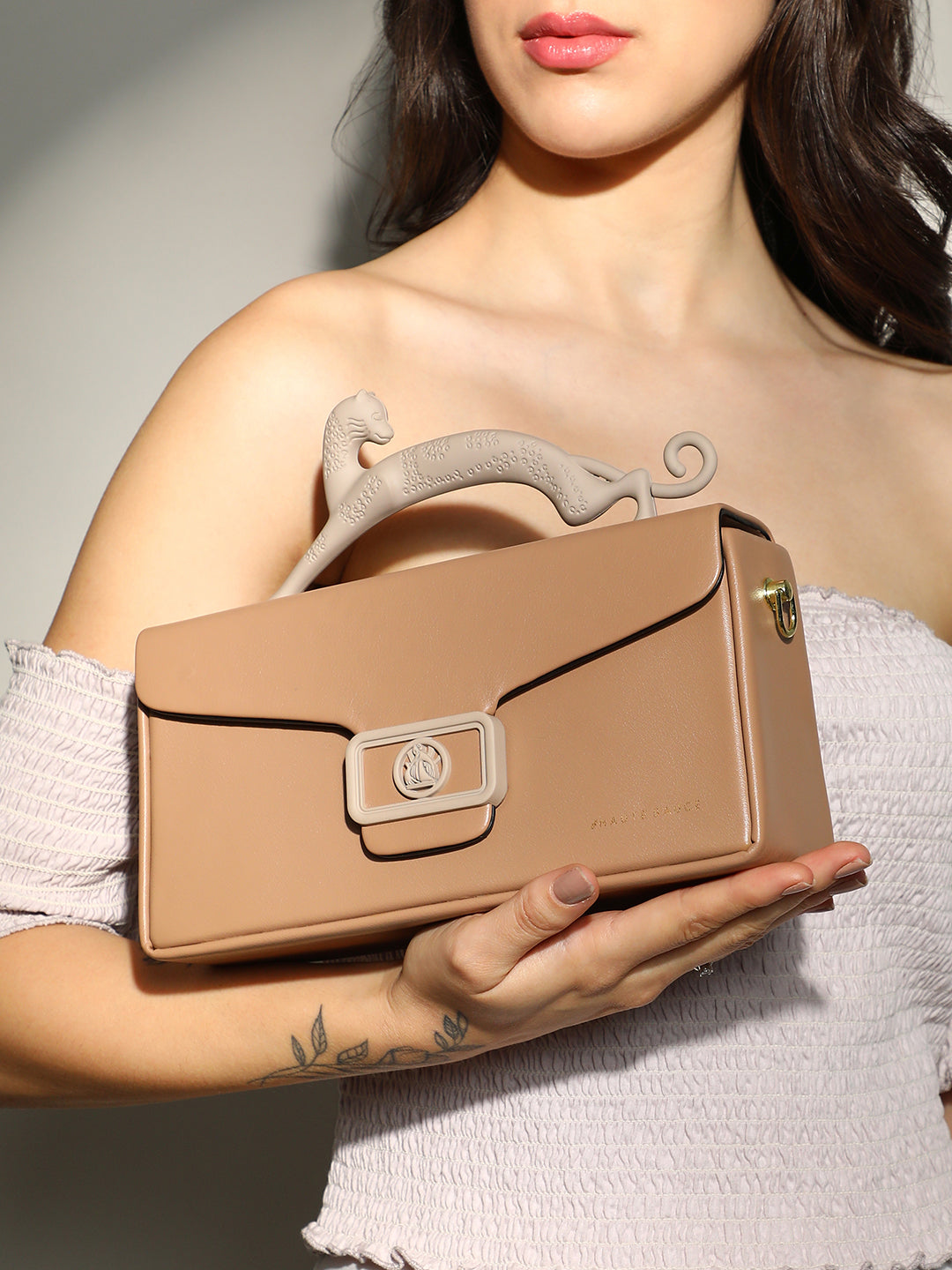 The Jaguar Frost Hand Bag - Tan Brown