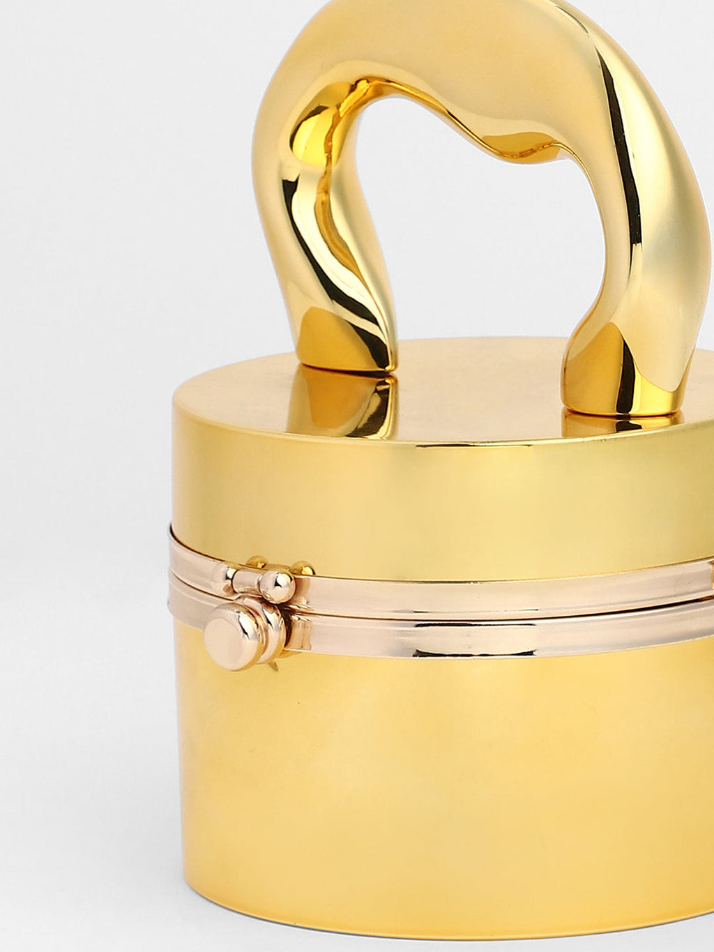 The Caldera Gloss Bucket Bag - California Gold