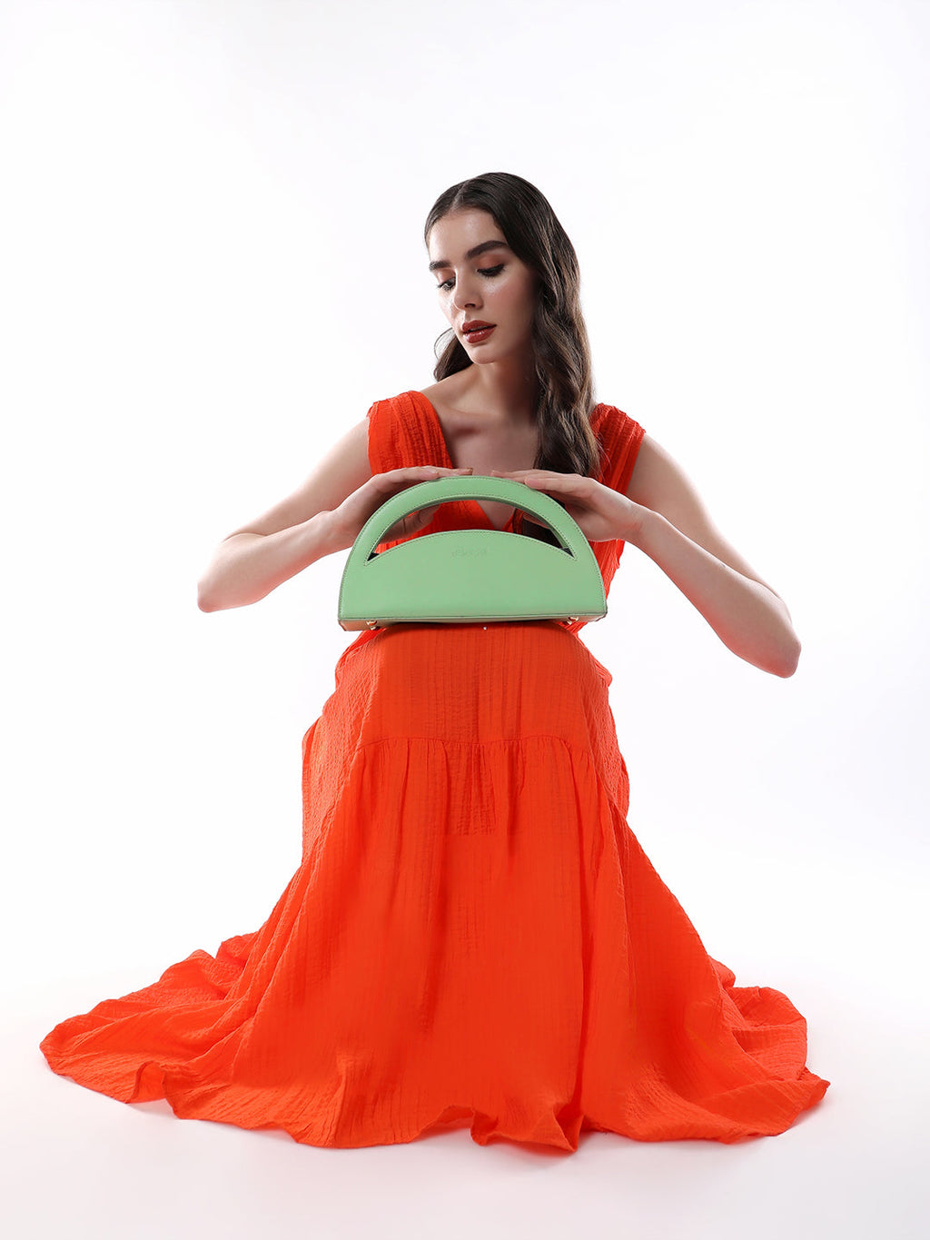 The Mezzaluna Hand Bag - Pistachio Green