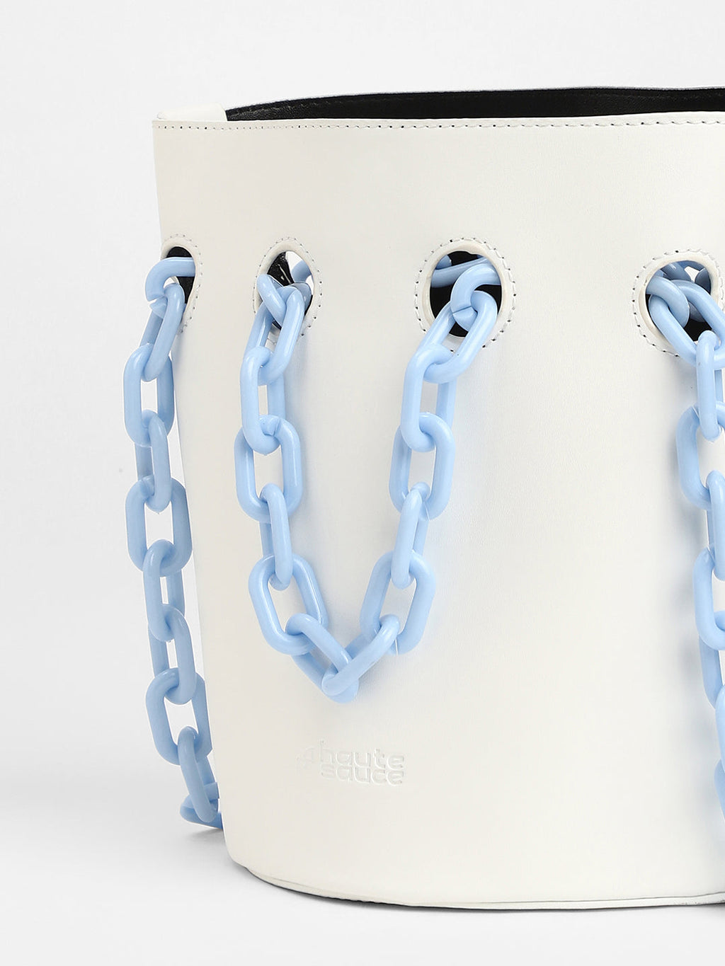 The Block-A-Chain Bucket Bag - Daisy White