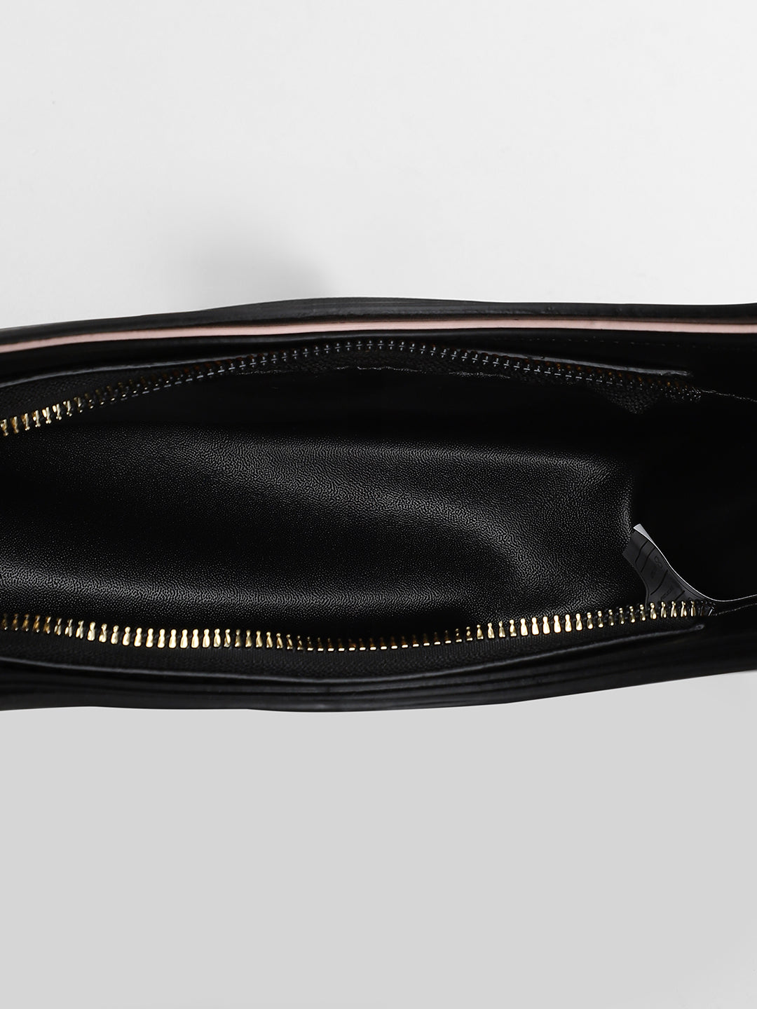 The Aureola Shoulder Bag - Onyx Black & Ivory White