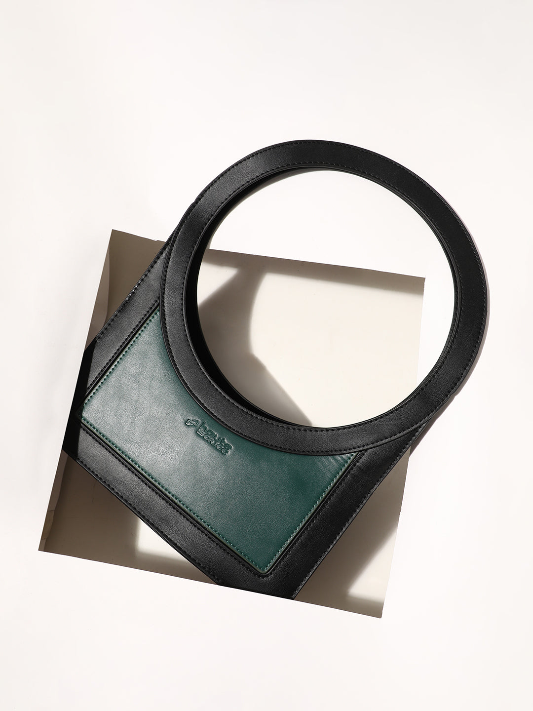 The Aureola Shoulder Bag - Emerald Green:Onyx Black