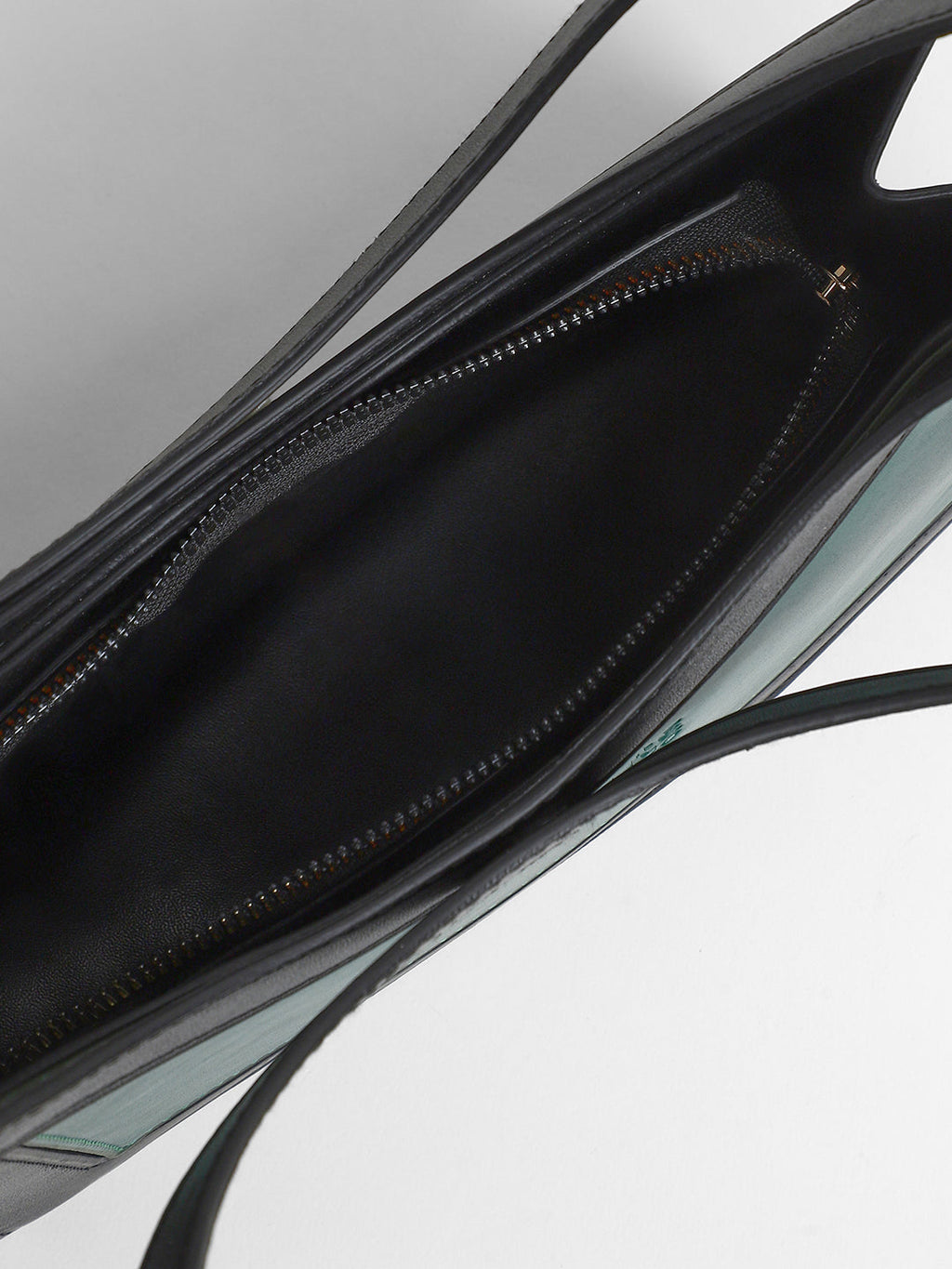 The Aureola Shoulder Bag - Emerald Green:Onyx Black