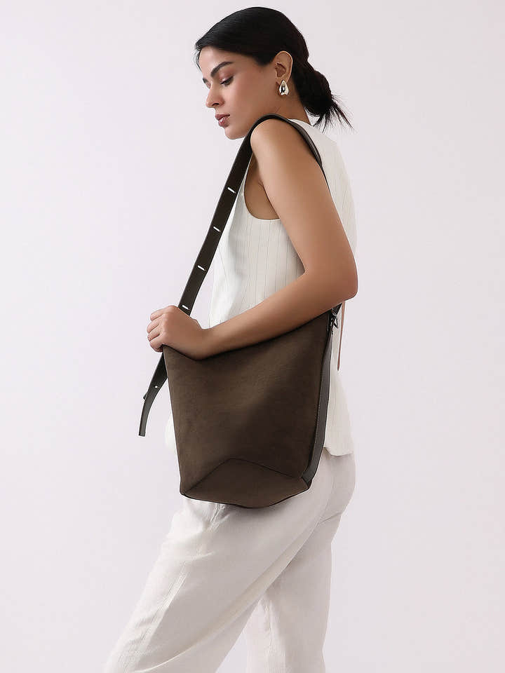 The Bucket Tote Bag With Pouch - Seaweed Green