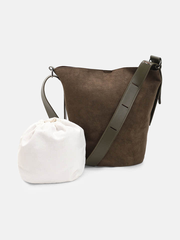 The Bucket Tote Bag With Pouch - Seaweed Green