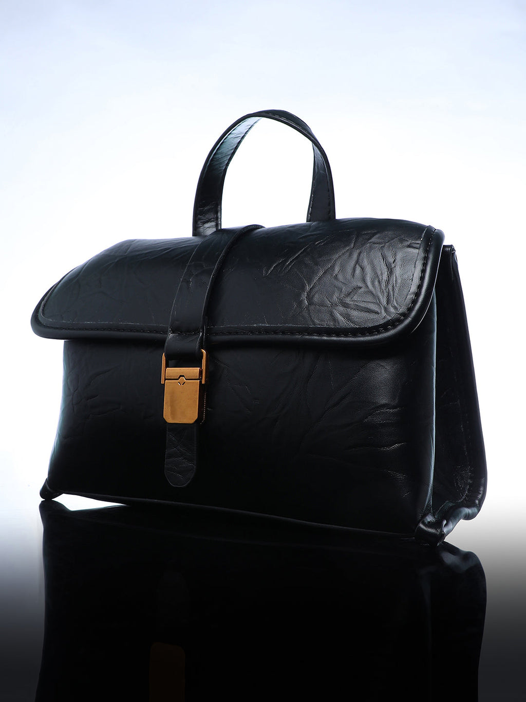 The Solis Sling Bag - Onyx Black