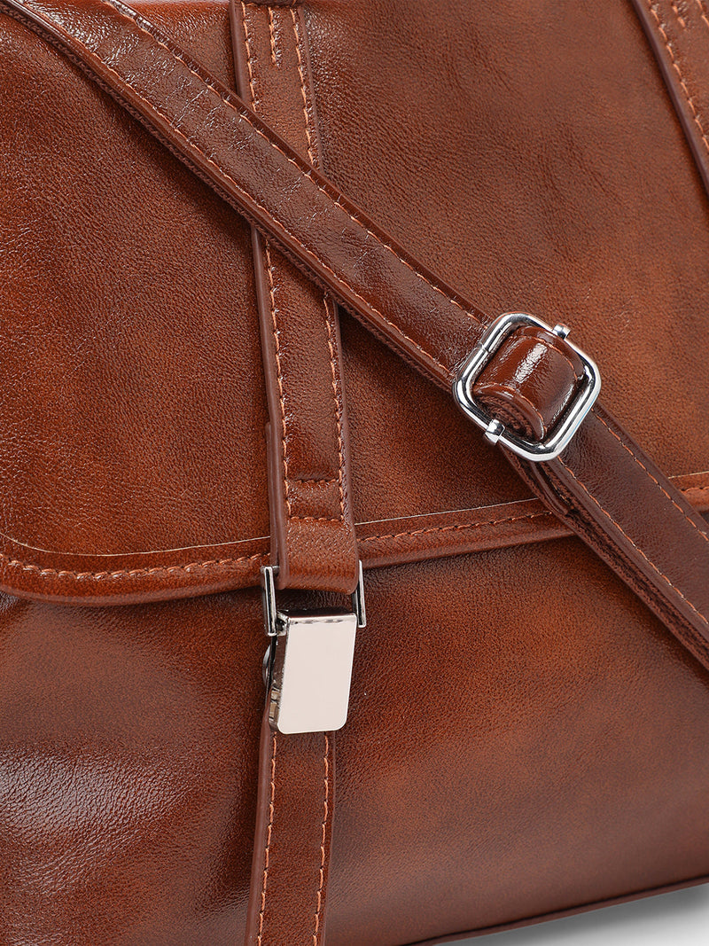 The Cliné Backpack - Chocolate Brown