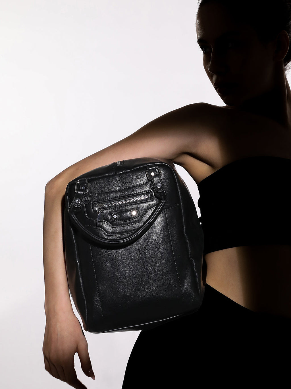The Austin Backpack - Onyx Black