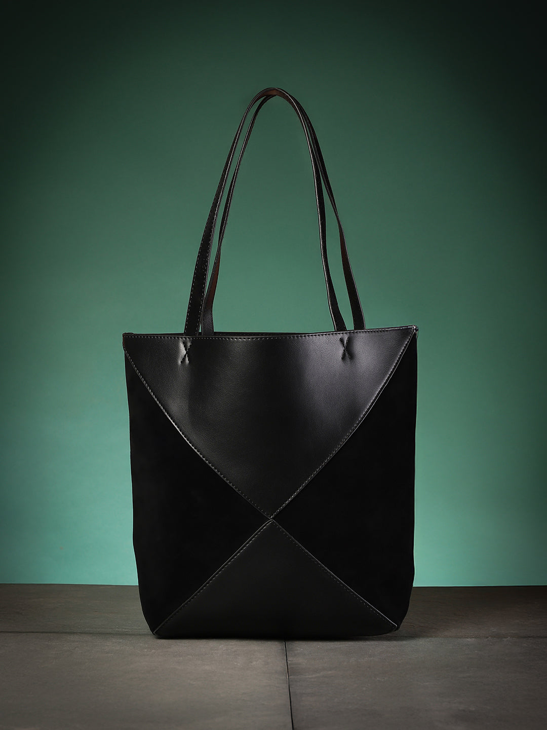 The Veloure Tote Bag With Pouch - Onyx Black