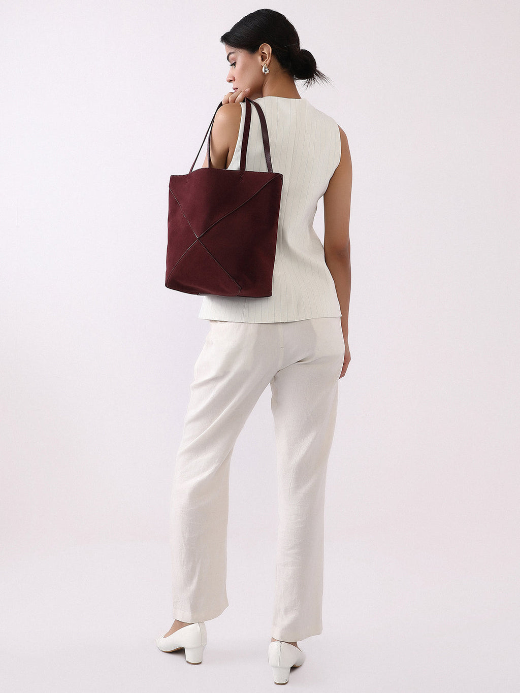 The Veloure Tote Bag With Pouch - Burgundy Red