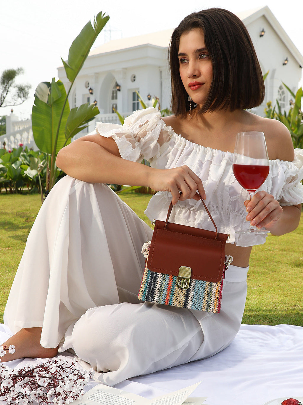 The Small Straw-Médecin Hand Bag - Multicolour