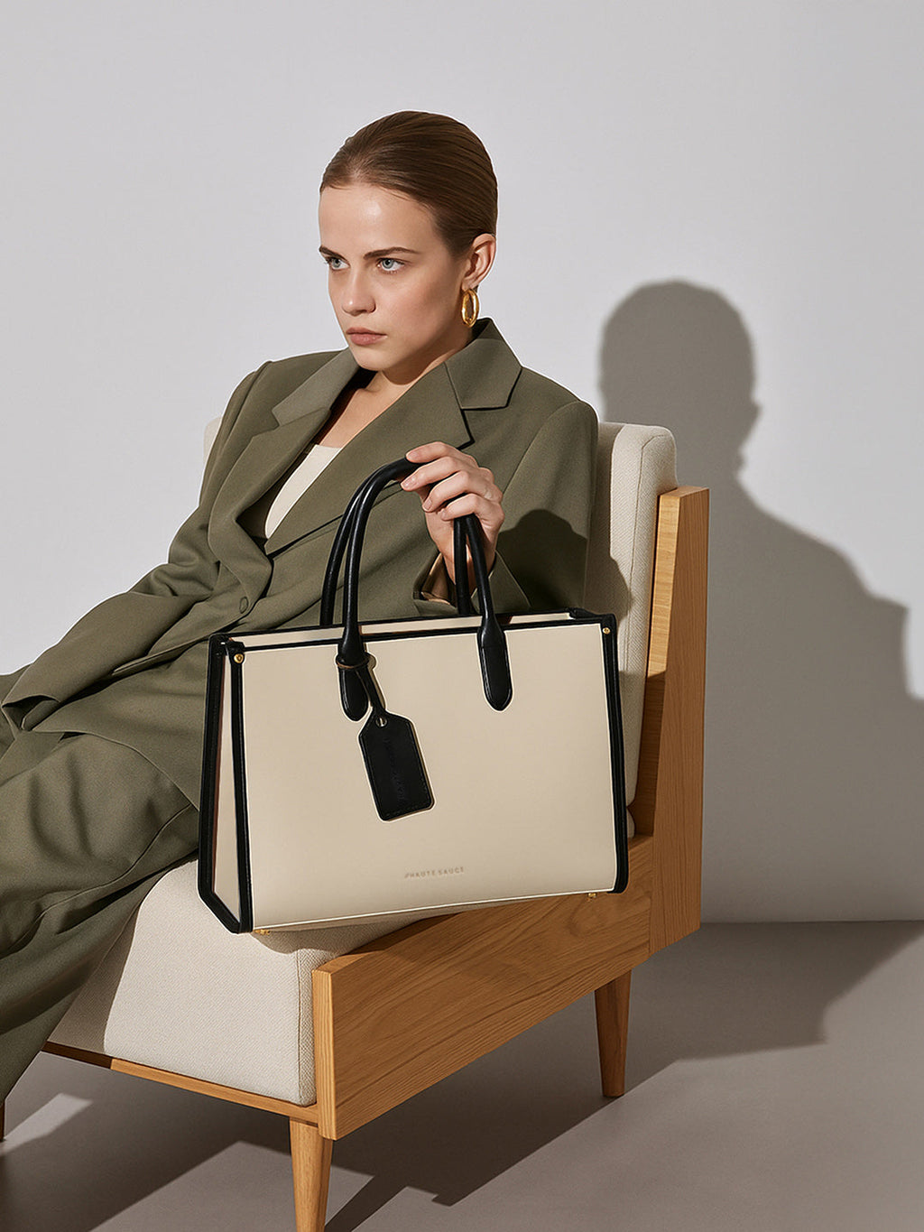 The Two-Tone Edge Office Bag - Cream White