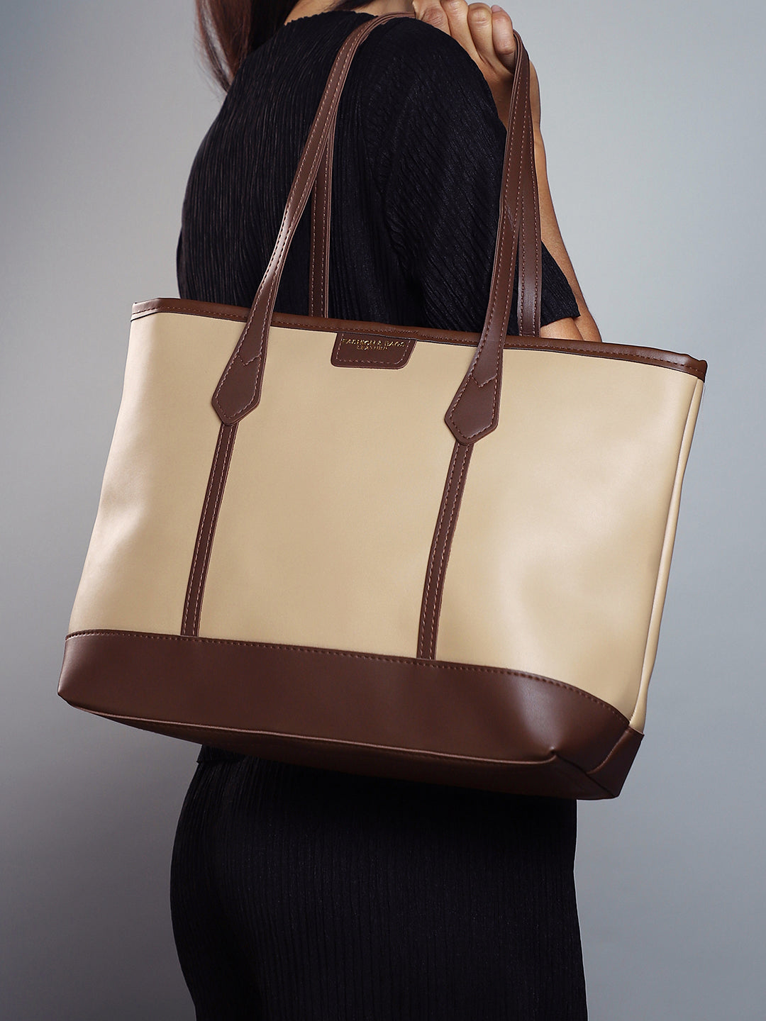 The Day-Duty Hand Bag - Sand Beige