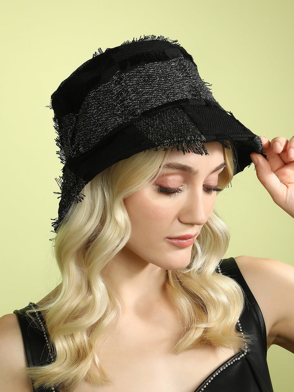 Distressed Bucket Hat - Midnight Black