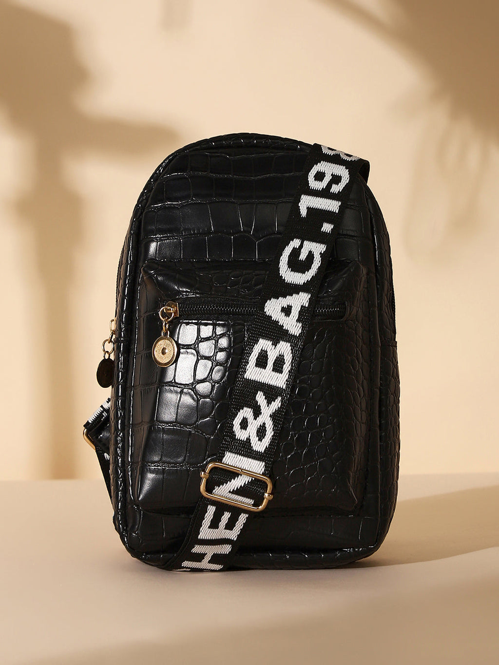 The Commute Crossbody Sling Bag - Obsidian Black