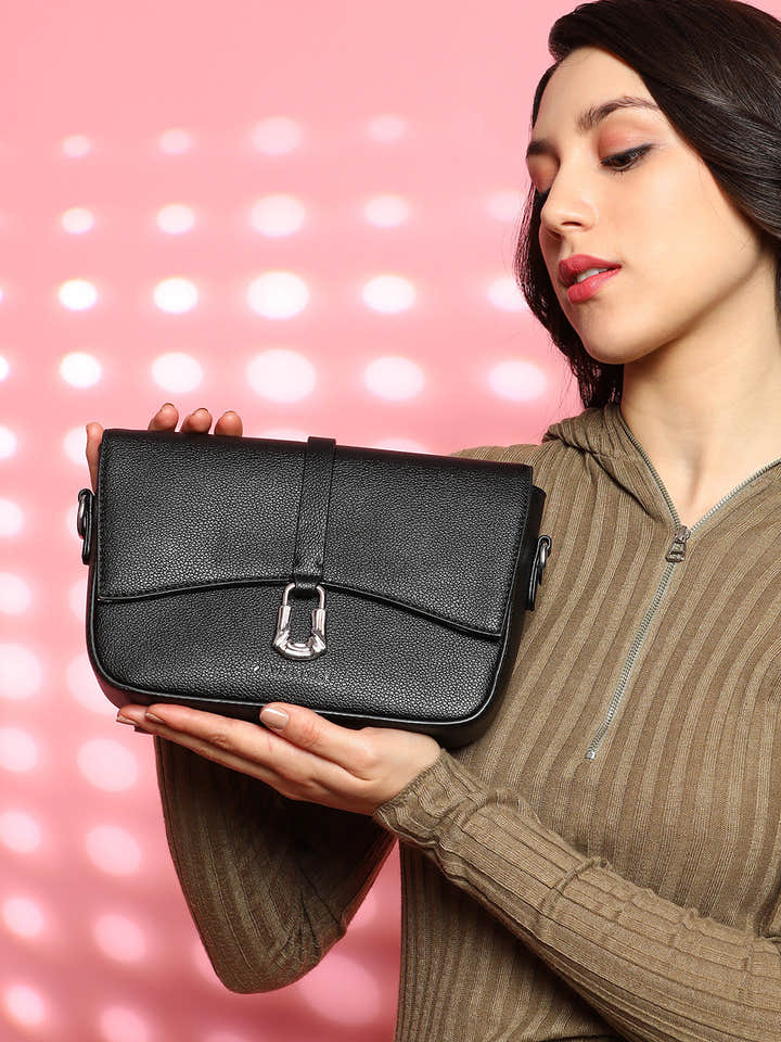 The Hanging Buckle Sling Bag - Midnight Black