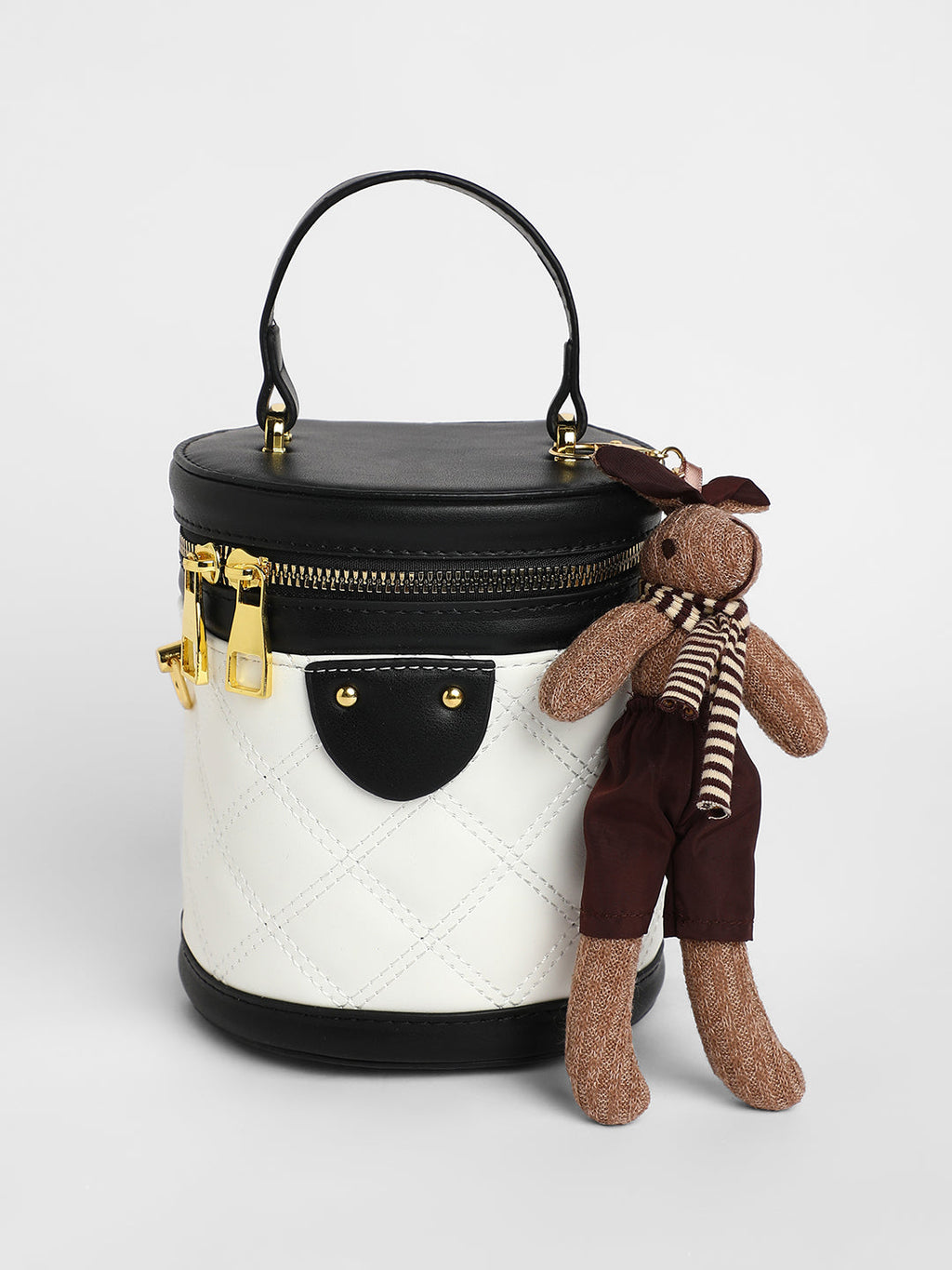 The Quilted Bucket Bag - Chalk White