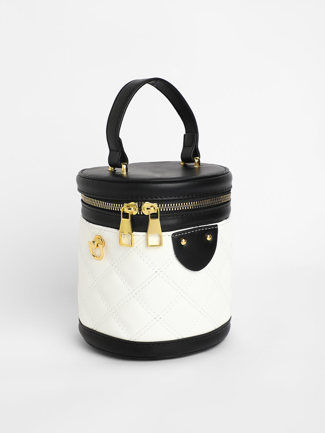 The Quilted Bucket Bag - Chalk White