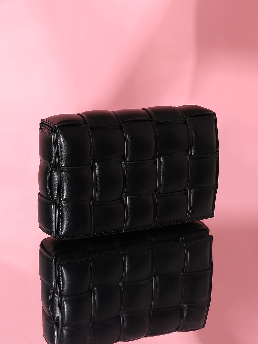 The Puffy Interwine Sling Bag - Midnight Black