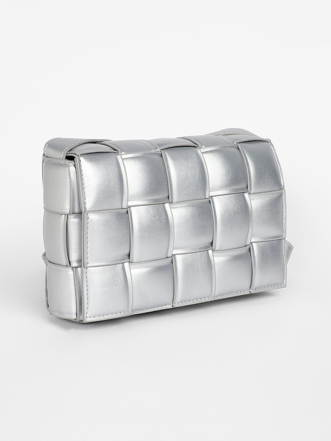 The Puffy Interwine Sling Bag - Chalice Silver