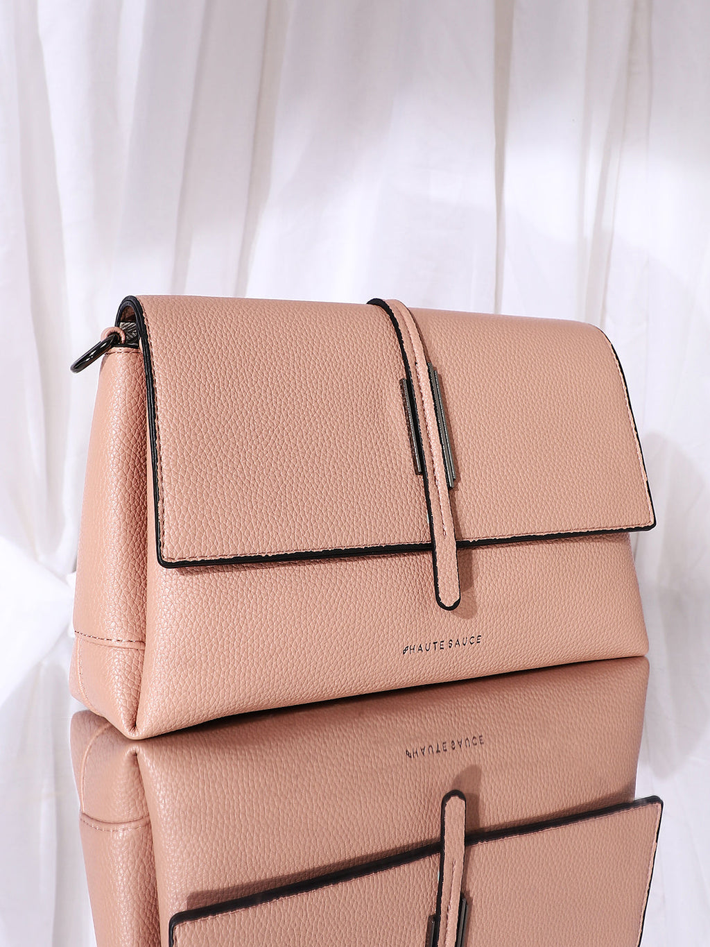The Dash Shoulder Bag - Nude Pink