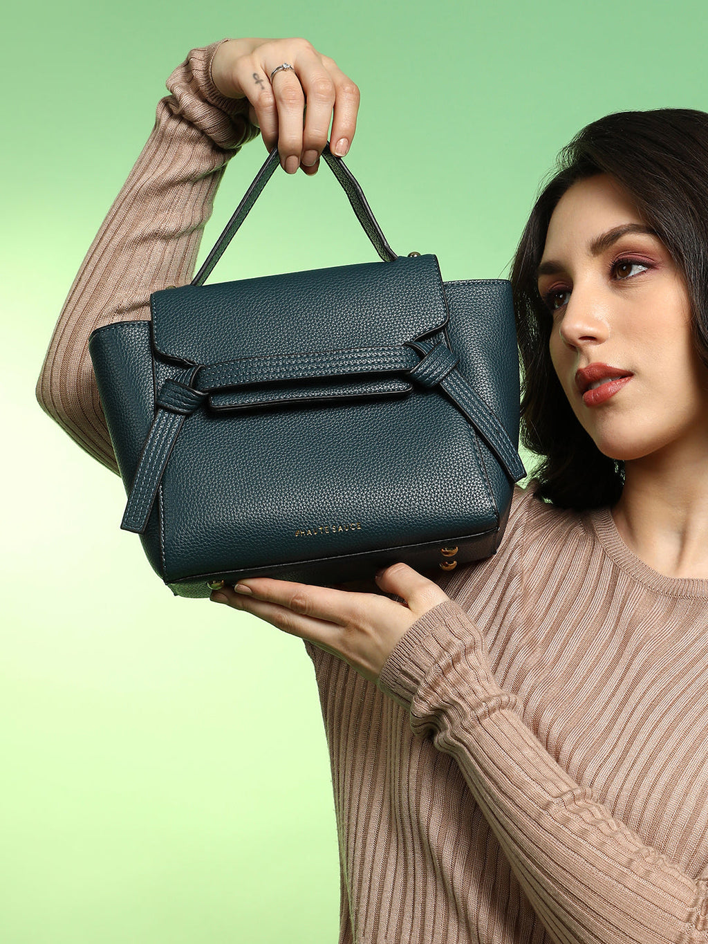 The Cruise Hand Bag - Navy Blue