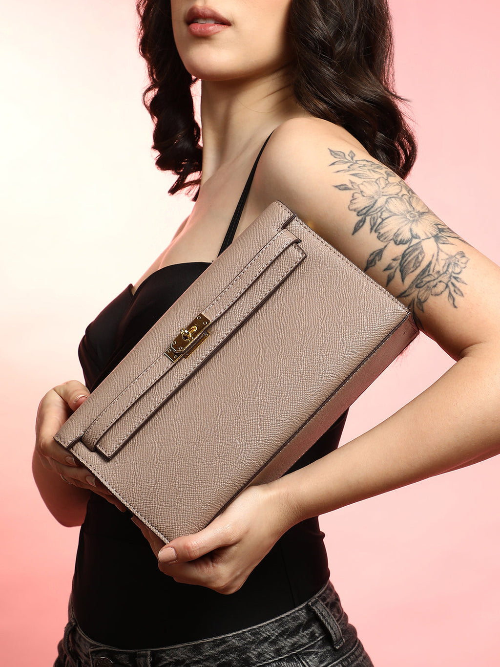 The Overlap Sling Bag - Peanut Brown