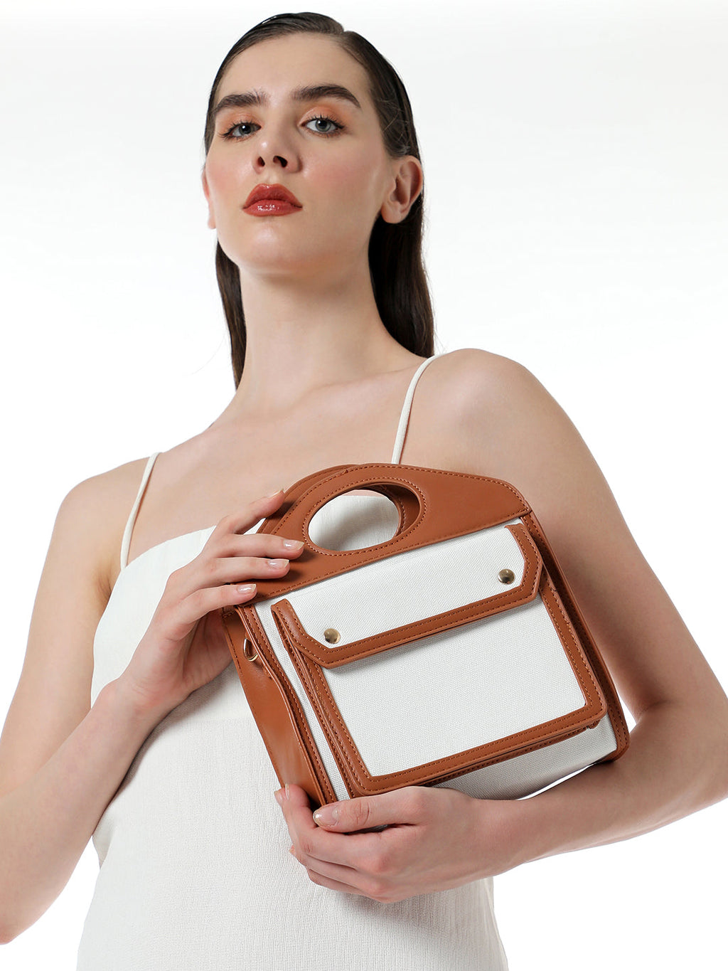 The Canvas Block Hand Bag - Powder White